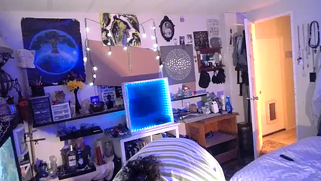 Snapshot of BobbyQ29 chatting on March 30, 2026, 4:58 am BobbyQ29 online show from March 30, 2026, 4:58 am