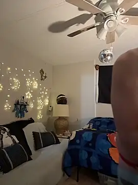 Snapshot of BobbyQ29 chatting on March 19, 2026, 5:51 am BobbyQ29 online show from March 19, 2026, 5:51 am