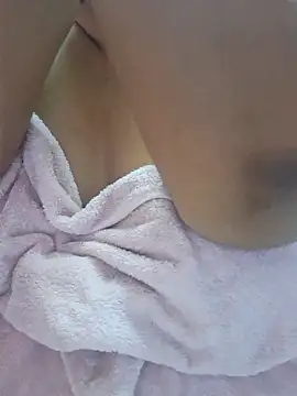 Snapshot of Ravina_patil1 chatting on March 17, 2025, 4:08 am Ravina patil1 online show from March 17, 2025, 4:08 am