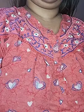 Snapshot of Ravina_patil1 chatting on February 20, 2025, 10:37 pm Ravina patil1 online show from February 20, 2025, 10:37 pm