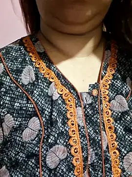 Ravina patil1 online show from March 31, 2026, 8:00 pm