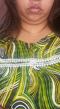 Snapshot of Ravina_patil1 chatting on March 3, 2025, 10:20 pm Ravina patil1 online show from March 3, 2025, 10:20 pm