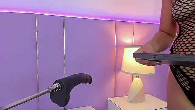 Snapshot of SophyRuiz_ chatting on November 11, 2025, 11:49 am SophyRuiz online show from November 11, 2025, 11:49 am