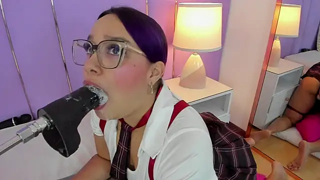 Snapshot of SophyRuiz_ chatting on November 24, 2025, 12:05 pm SophyRuiz online show from November 24, 2025, 12:05 pm