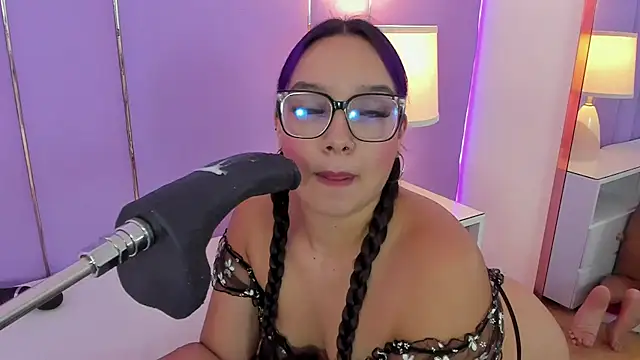 Snapshot of SophyRuiz_ chatting on November 18, 2025, 12:08 pm SophyRuiz online show from November 18, 2025, 12:08 pm