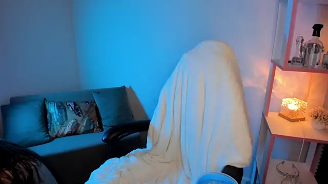 Snapshot of Mary_Xextra chatting on September 22, 2025, 12:05 am Mary Xextra online show from September 22, 2025, 12:05 am