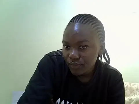 Snapshot of candililie chatting on May 4, 2026, 5:11 am candililie online show from May 4, 2026, 5:11 am