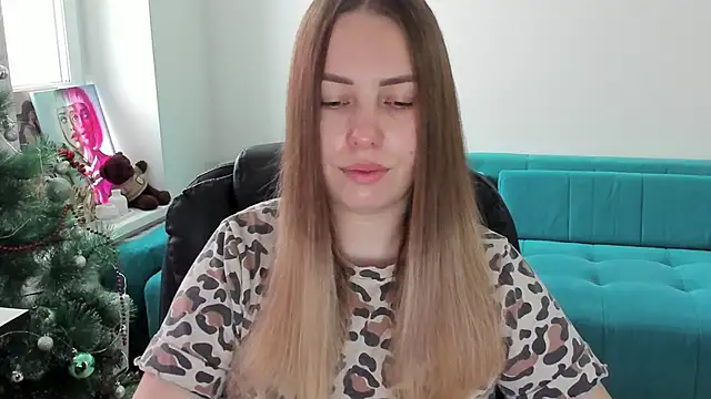 Snapshot of Mia_shy1 chatting on January 6, 2026, 7:45 am Mia shy1 online show from January 6, 2026, 7:45 am