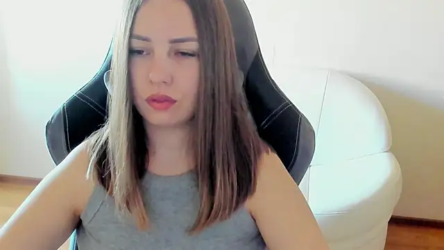 Snapshot of Mia_shy1 chatting on May 18, 2026, 4:51 am Mia shy1 online show from May 18, 2026, 4:51 am