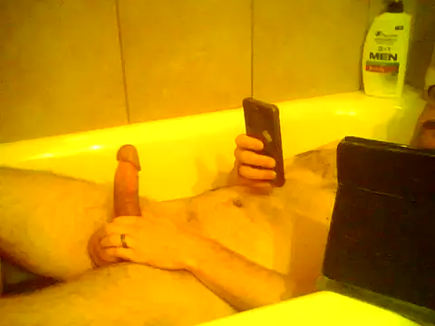 Billythekidd1978 online show from April 15, 2026, 4:11 pm