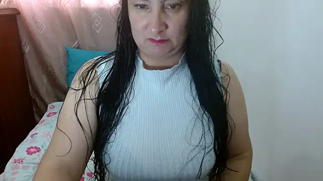 Snapshot of Ashyle chatting on June 29, 2026, 8:19 pm Ashyle online show from June 29, 2026, 8:19 pm