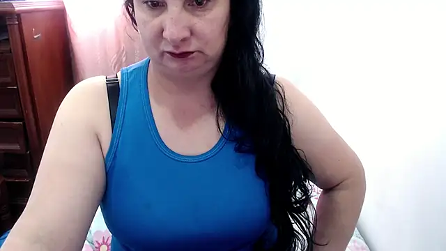 Snapshot of Ashyle chatting on July 27, 2026, 3:52 pm Ashyle online show from July 27, 2026, 3:52 pm