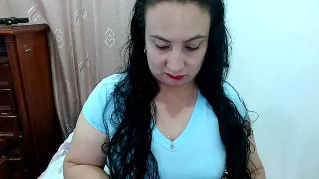 Snapshot of Ashyle chatting on July 12, 2026, 2:56 am Ashyle online show from July 12, 2026, 2:56 am