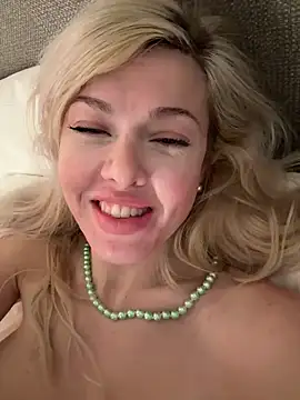 Snapshot of propertyofdaddy chatting on March 17, 2025, 7:24 am propertyofdaddy online show from March 17, 2025, 7:24 am