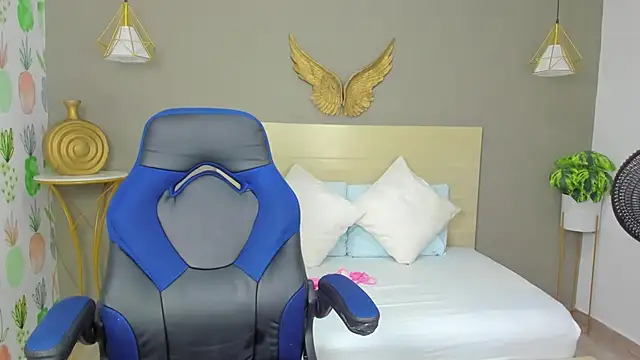 enma30  online show from March 21, 2025, 4:07 pm