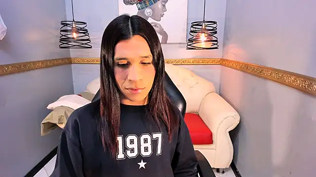 Snapshot of SaraSofia44 chatting on December 5, 2025, 3:54 pm SaraSofia44 online show from December 5, 2025, 3:54 pm