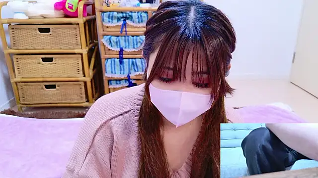 Megu Melon online show from November 11, 2025, 3:18 pm