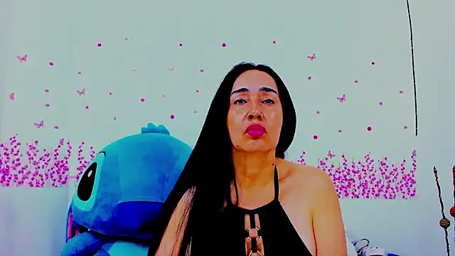 Snapshot of HorniestMilf chatting on June 19, 2026, 7:52 pm HorniestMilf online show from June 19, 2026, 7:52 pm