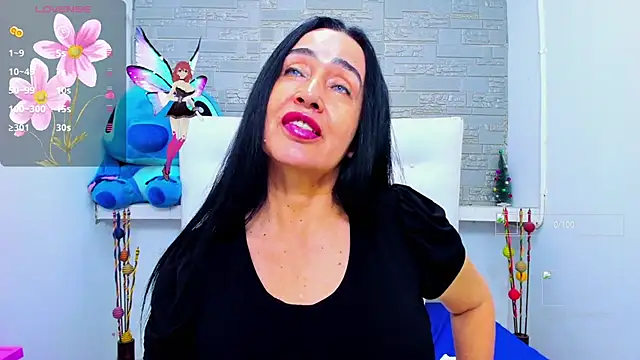 Snapshot of HorniestMilf chatting on October 31, 2025, 9:43 pm HorniestMilf online show from October 31, 2025, 9:43 pm