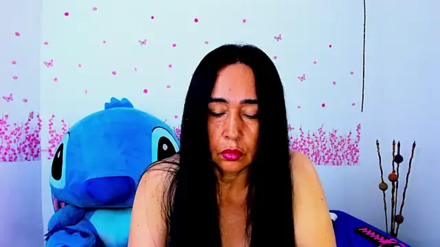 Snapshot of HorniestMilf chatting on June 8, 2026, 8:20 pm HorniestMilf online show from June 8, 2026, 8:20 pm