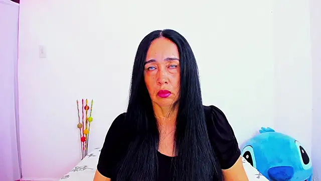 Snapshot of HorniestMilf chatting on April 13, 2026, 8:13 pm HorniestMilf online show from April 13, 2026, 8:13 pm