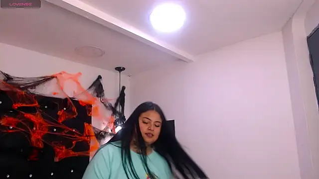 Snapshot of Mels_ chatting on October 31, 2025, 6:48 pm Mels online show from October 31, 2025, 6:48 pm