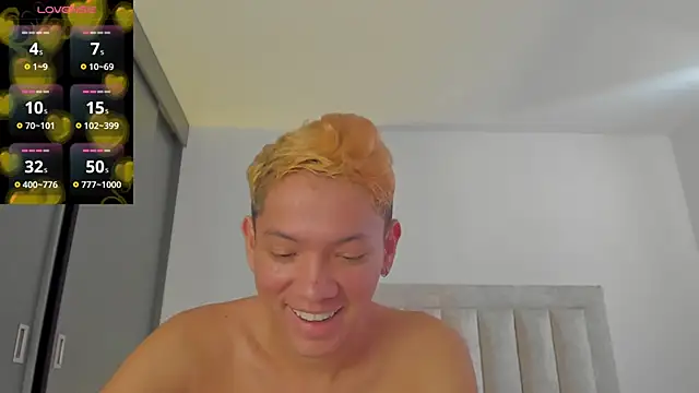 Snapshot of JulianRose_1 chatting on November 15, 2025, 1:15 pm JulianRose 1 online show from November 15, 2025, 1:15 pm