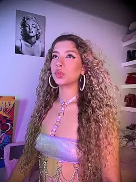 Melina-Smith online show from April 4, 2026, 10:16 pm