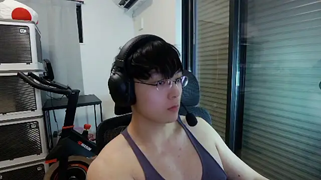 Snapshot of Tkcqcc chatting on January 18, 2026, 2:53 pm Tkcqcc online show from January 18, 2026, 2:53 pm