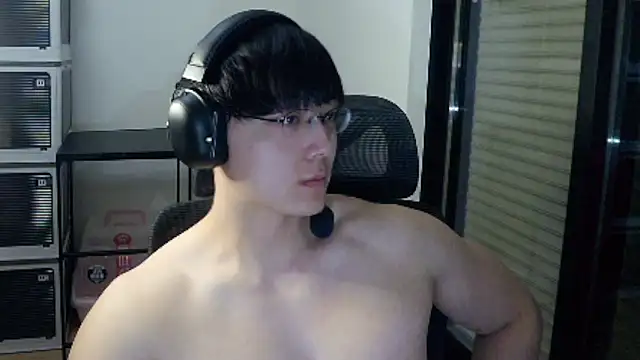 Snapshot of Tkcqcc chatting on March 13, 2026, 4:01 pm Tkcqcc online show from March 13, 2026, 4:01 pm