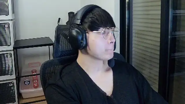 Snapshot of Tkcqcc chatting on March 6, 2026, 4:24 pm Tkcqcc online show from March 6, 2026, 4:24 pm