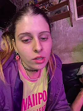 FlorBich online show from April 17, 2026, 9:12 am