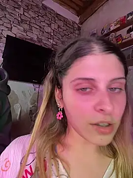 FlorBich online show from March 24, 2026, 3:28 am