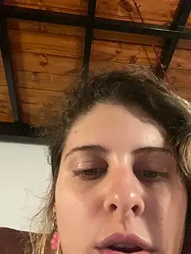 Snapshot of FlorBich chatting on January 16, 2026, 8:18 am FlorBich online show from January 16, 2026, 8:18 am