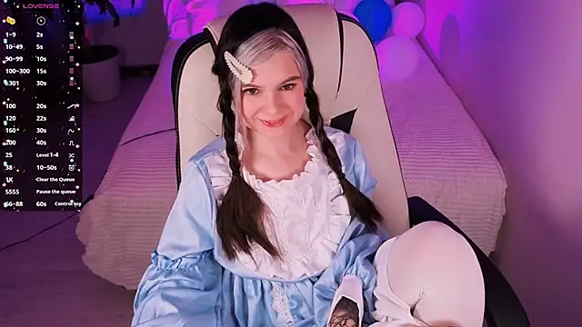 Lil Amelie online show from October 3, 2025, 10:06 am