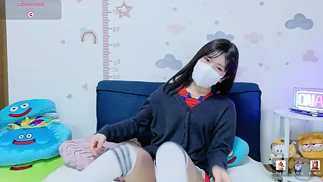 Snapshot of _Iroha_99 chatting on January 18, 2026, 2:09 pm Iroha 99 online show from January 18, 2026, 2:09 pm