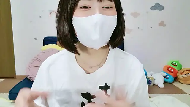 Snapshot of _Iroha_99 chatting on May 18, 2026, 2:33 pm Iroha 99 online show from May 18, 2026, 2:33 pm