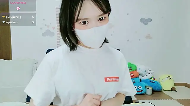 Snapshot of _Iroha_99 chatting on July 24, 2026, 2:24 pm Iroha 99 online show from July 24, 2026, 2:24 pm
