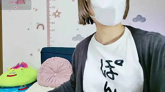 Snapshot of _Iroha_99 chatting on February 19, 2026, 2:14 pm Iroha 99 online show from February 19, 2026, 2:14 pm