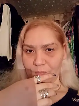 Minna Jeannie online show from November 11, 2025, 2:06 am