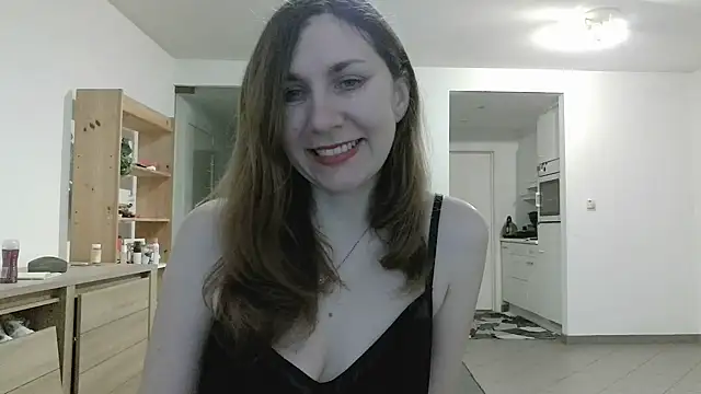 Snapshot of JasmineGlamour chatting on May 3, 2026, 7:17 pm JasmineGlamour online show from May 3, 2026, 7:17 pm