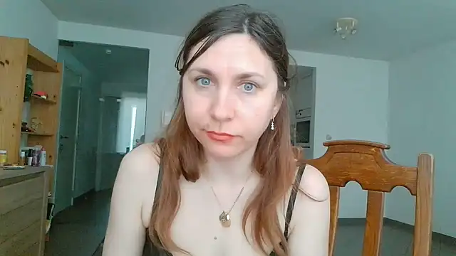 Snapshot of JasmineGlamour chatting on April 30, 2026, 6:37 pm JasmineGlamour online show from April 30, 2026, 6:37 pm