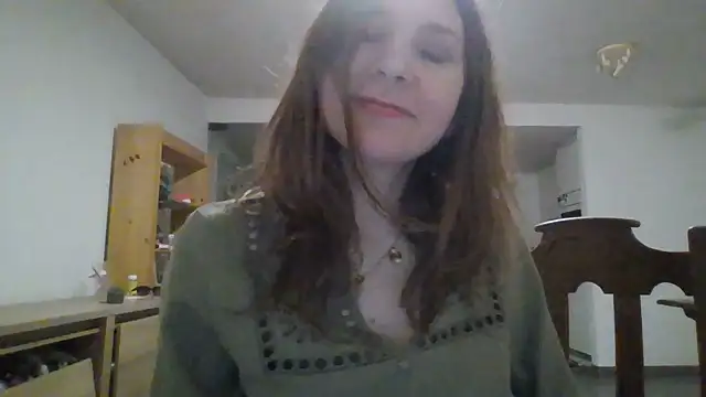 Snapshot of JasmineGlamour chatting on April 12, 2026, 8:34 pm JasmineGlamour online show from April 12, 2026, 8:34 pm