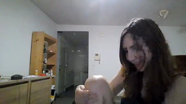 Snapshot of JasmineGlamour chatting on May 19, 2026, 2:29 am JasmineGlamour online show from May 19, 2026, 2:29 am