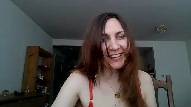 Snapshot of JasmineGlamour chatting on May 28, 2026, 3:07 pm JasmineGlamour online show from May 28, 2026, 3:07 pm