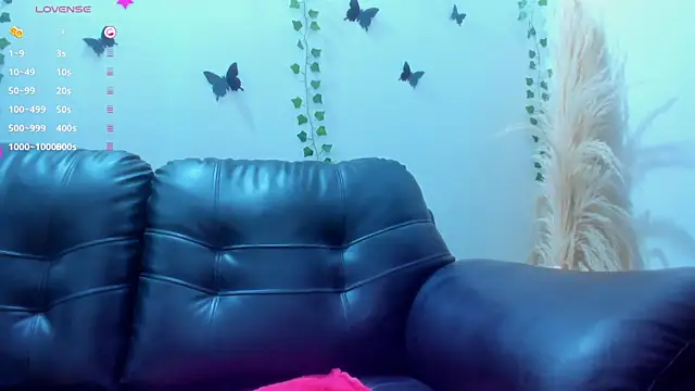 Snapshot of Amani_Bakir chatting on November 23, 2025, 1:10 pm Amani Bakir online show from November 23, 2025, 1:10 pm