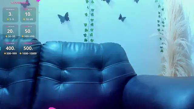 Snapshot of Amani_Bakir chatting on November 14, 2025, 1:04 pm Amani Bakir online show from November 14, 2025, 1:04 pm