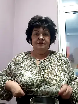 Snapshot of FantasyMichelle chatting on May 10, 2026, 6:32 pm FantasyMichelle online show from May 10, 2026, 6:32 pm