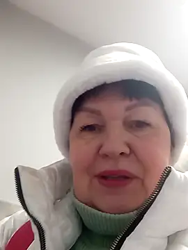 Snapshot of FantasyMichelle chatting on January 10, 2025, 8:40 am FantasyMichelle online show from January 10, 2025, 8:40 am