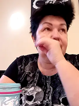 Snapshot of FantasyMichelle chatting on February 10, 2025, 6:53 am FantasyMichelle online show from February 10, 2025, 6:53 am